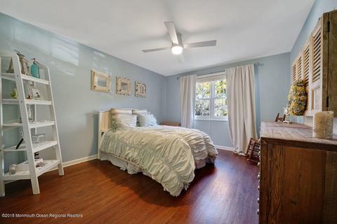 32 Middlebrook Dr, Ocean, NJ 07712 photo 29