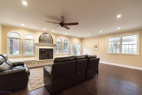 5 Willow Ave, Matawan, NJ 07747 photo 16