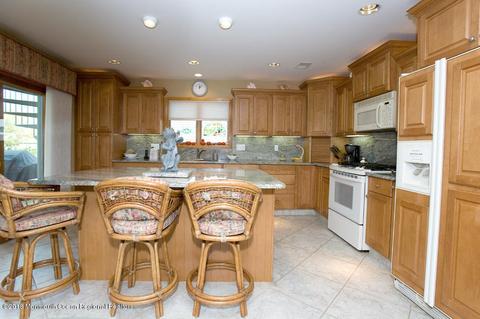 71 Captains Ct, Brick, NJ 08723 photo 11