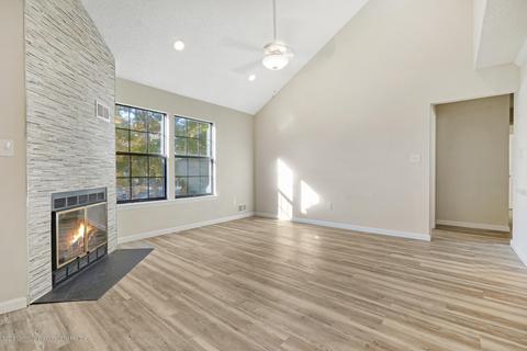 203 Daisy Ct, Jackson, NJ 08527 photo 3