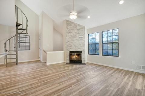 203 Daisy Ct, Jackson, NJ 08527 photo 2