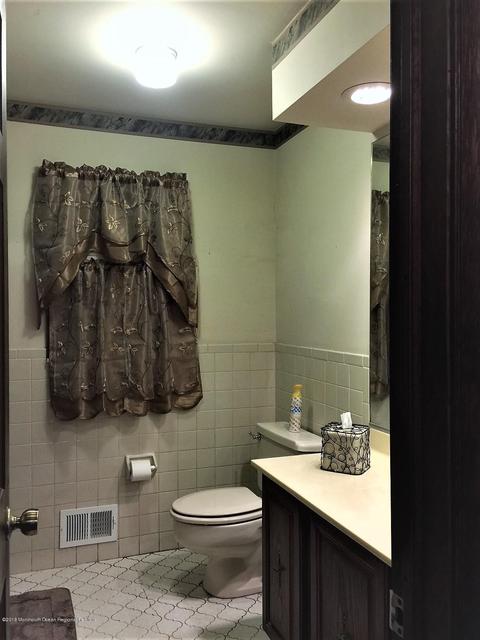 10 Fox Hill Rd, Edison, NJ 08820 photo 12