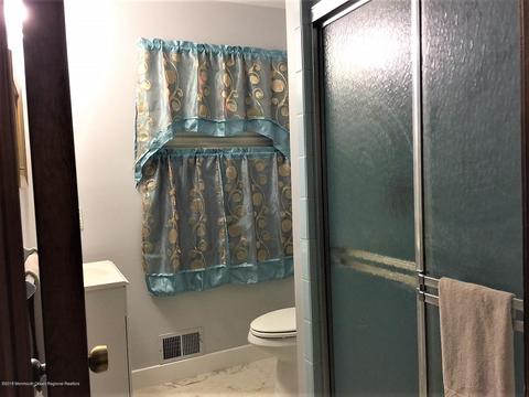 10 Fox Hill Rd, Edison, NJ 08820 photo 16