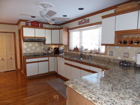 200 Springfield Ave, Pine Beach, NJ 08741 photo 29