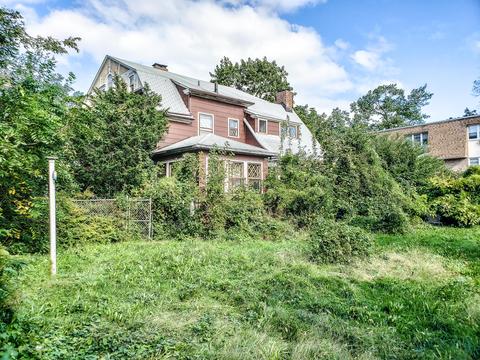 74 Clarendon Pl, Hackensack, NJ 07601 photo 9