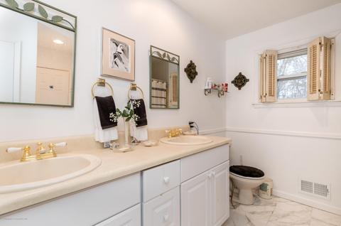 20 Westbrook Rd, Howell, NJ 07731 photo 13