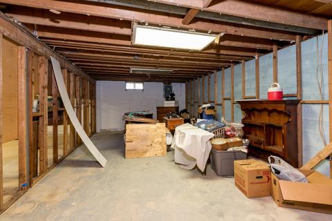 20 Westbrook Rd, Howell, NJ 07731 photo 16