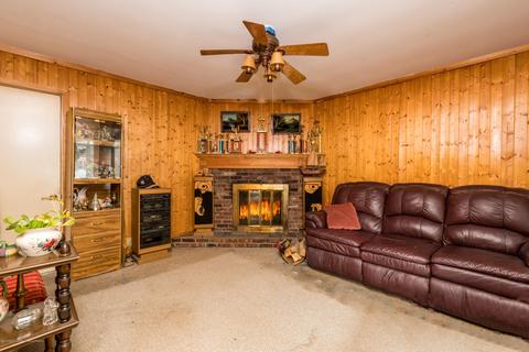 20 Westbrook Rd, Howell, NJ 07731 photo 8