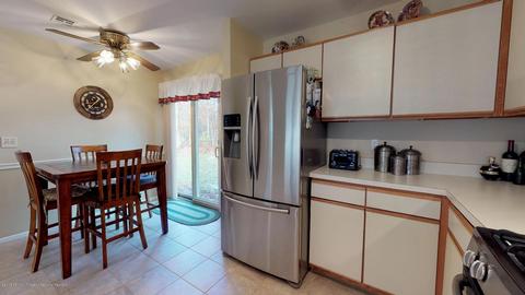 584 Winterberry Blvd, Jackson, NJ 08527 photo 8