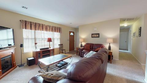584 Winterberry Blvd, Jackson, NJ 08527 photo 5