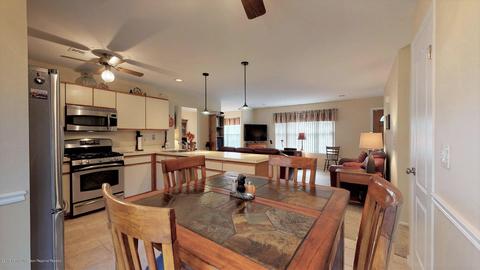 584 Winterberry Blvd, Jackson, NJ 08527 photo 10