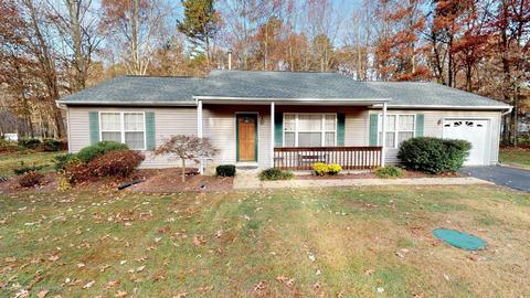 584 Winterberry Blvd, Jackson, NJ 08527 photo 2