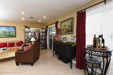37 Sidney Ct, Brick, NJ 08724 photo 9