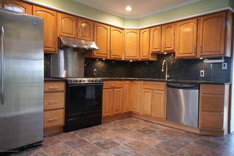39 Gurley Rd, Edison, NJ 08817 photo 18