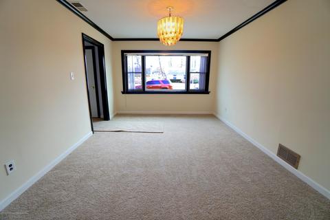 39 Gurley Rd, Edison, NJ 08817 photo 12