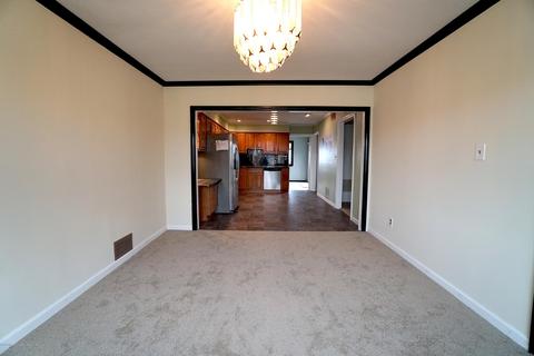 39 Gurley Rd, Edison, NJ 08817 photo 14