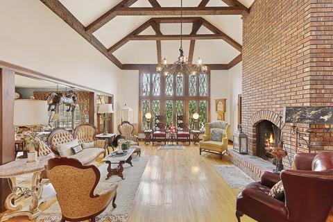 4 E Brook Dr, Holmdel, NJ 07733 photo 17