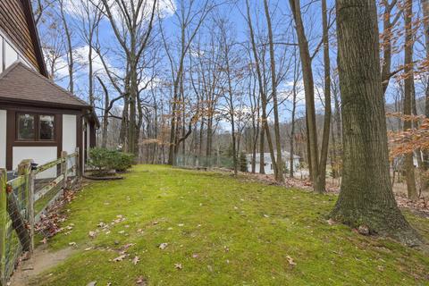 4 E Brook Dr, Holmdel, NJ 07733 photo 7