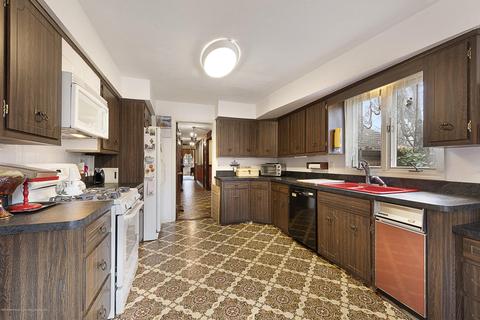 4 E Brook Dr, Holmdel, NJ 07733 photo 21
