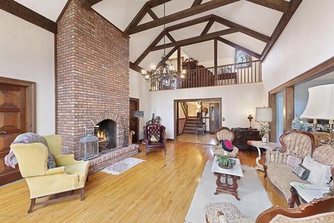 4 E Brook Dr, Holmdel, NJ 07733 photo 18