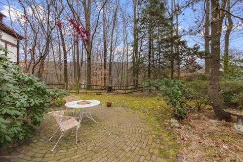 4 E Brook Dr, Holmdel, NJ 07733 photo 9