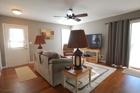 24 Kent Dr, Forked River, NJ 08731 photo 8