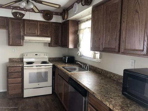 45 Markham Rd, Brick, NJ 08724 photo 1