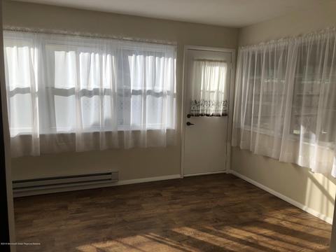 45 Markham Rd, Brick, NJ 08724 photo 16