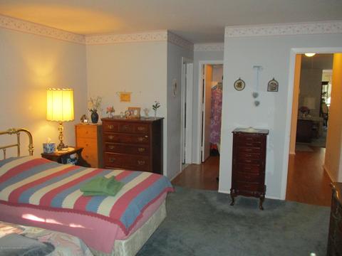 9 Meadowbrook Rd, Brick, NJ 08723 photo 24