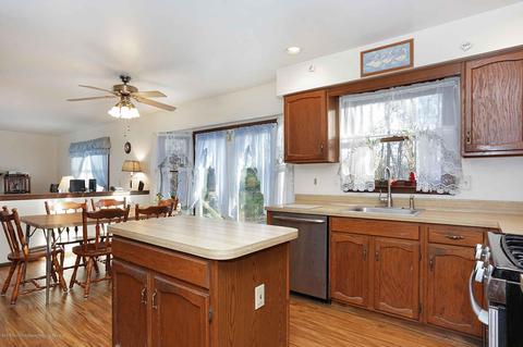 18 Bridge Ct, Jackson, NJ 08527 photo 5