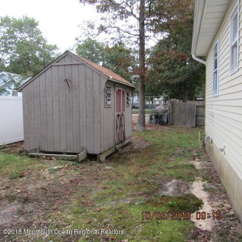 330 Station Dr, Forked River, NJ 08731 photo 2