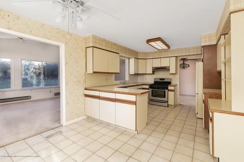 943 Birch Dr, Brielle, NJ 08730 photo 12