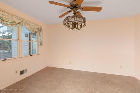 943 Birch Dr, Brielle, NJ 08730 photo 9