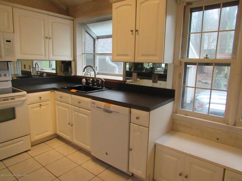 33 Maple Ln #D, Brielle, NJ 08730 photo 5