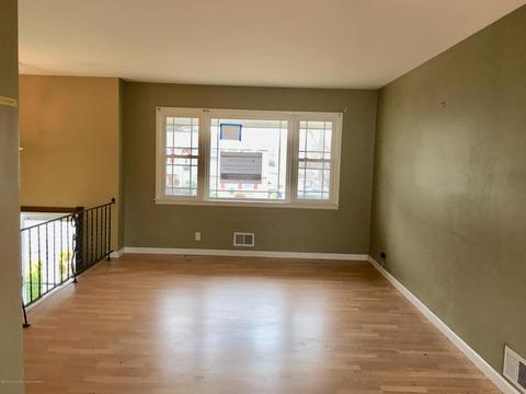 2 Lawrence St, Jackson, NJ 08527 photo 3