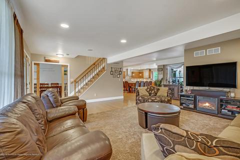 462 Basso St, Jackson, NJ 08527 photo 8