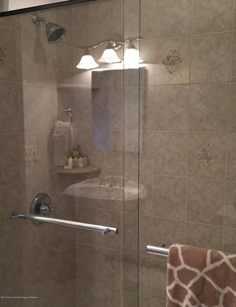 636 Bancroft Rd, Brick, NJ 08724 photo 14