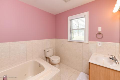 2 Monroe St, Matawan, NJ 07747 photo 16