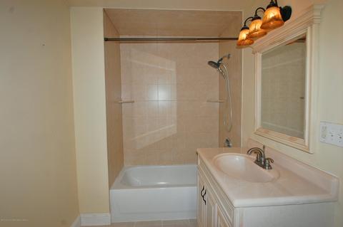 40 Appleton Dr, Hazlet, NJ 07730 photo 12