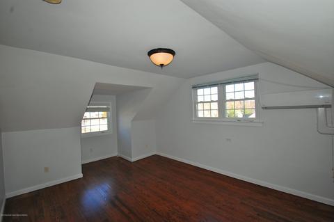 40 Appleton Dr, Hazlet, NJ 07730 photo 16