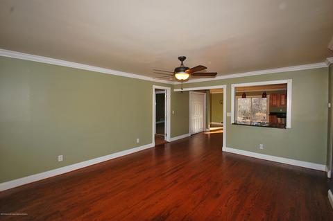 40 Appleton Dr, Hazlet, NJ 07730 photo 3