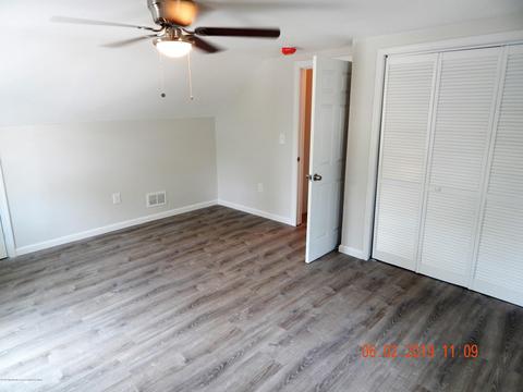 482 Bara St, Brick, NJ 08723 photo 13