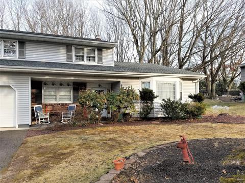 10 Scheid Dr, Parlin, NJ 08859 photo 2