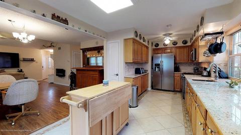 8 Thatcher Ct, Jackson, NJ 08527 photo 12
