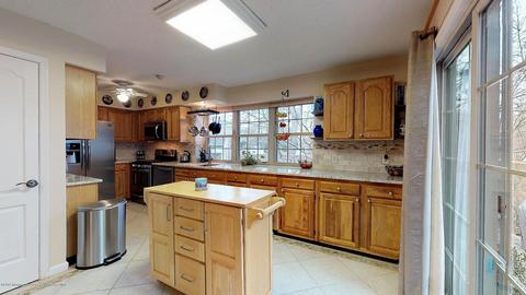 8 Thatcher Ct, Jackson, NJ 08527 photo 11