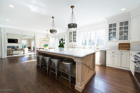 10 Heathcliff Rd, Rumson, NJ 07760 photo 2