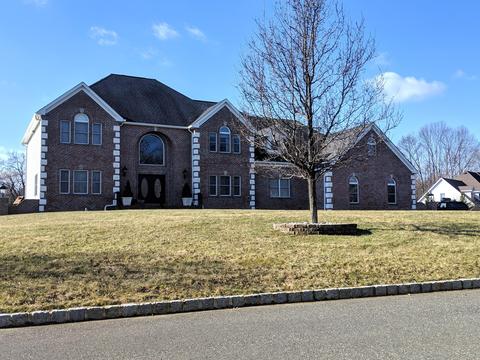 14 Hope Dr, Millstone, NJ 08510 photo 1