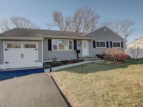 109 Midstreams Pl, Brick, NJ 08724 photo 2