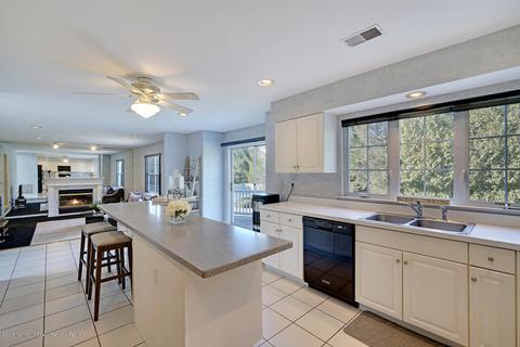 312 Mackenzie Dr, Jackson, NJ 08527 photo 17
