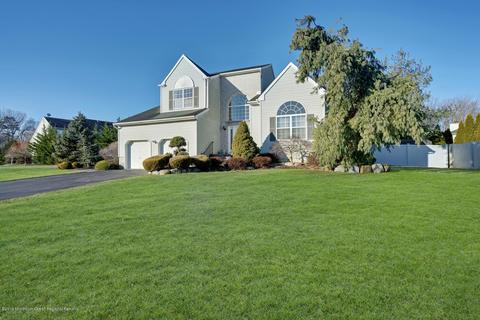 312 Mackenzie Dr, Jackson, NJ 08527 photo 1